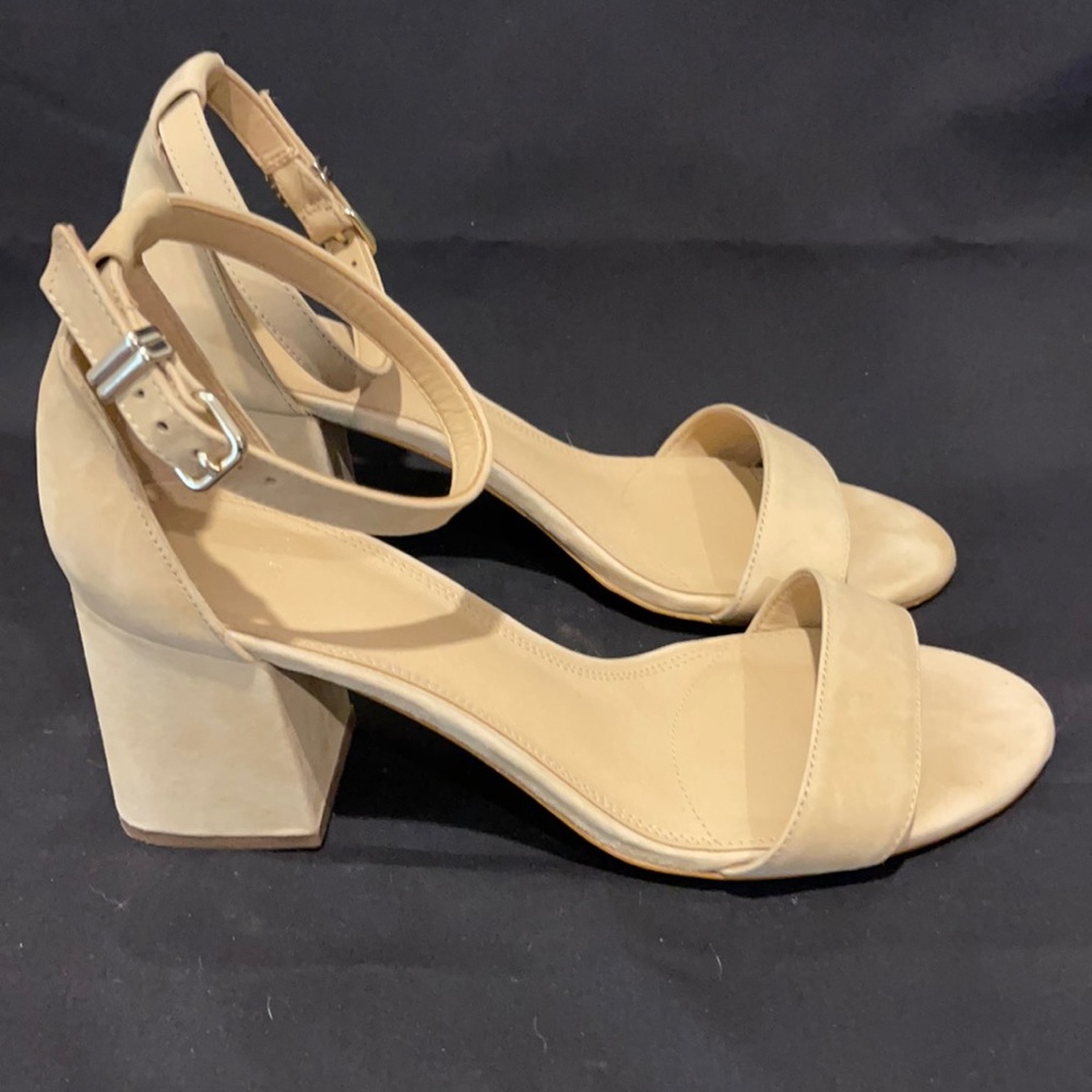 Gianni Bini Nude ankle strap heel